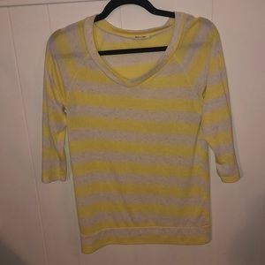 Yellow/cream sweater